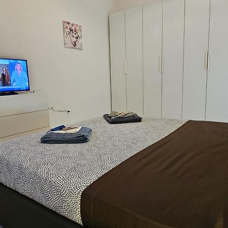 Luxury Station Apartment Bologna Exterior foto